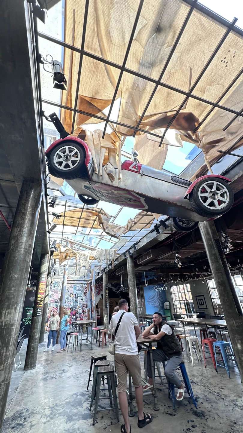 Прекрасная экскурсия, наполненная интересными фактами, достопримечательностями и увлекательными повествованиями сопровождающего гида👍 благодарю! Все очень понравилось