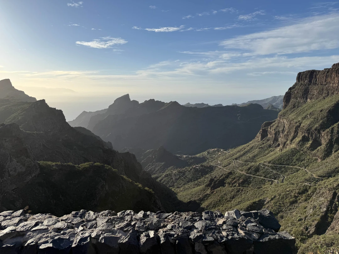 Отличная экскурсия, красивые виды, вкусный ресторан и прекрасный гид. Очень рекомендую)