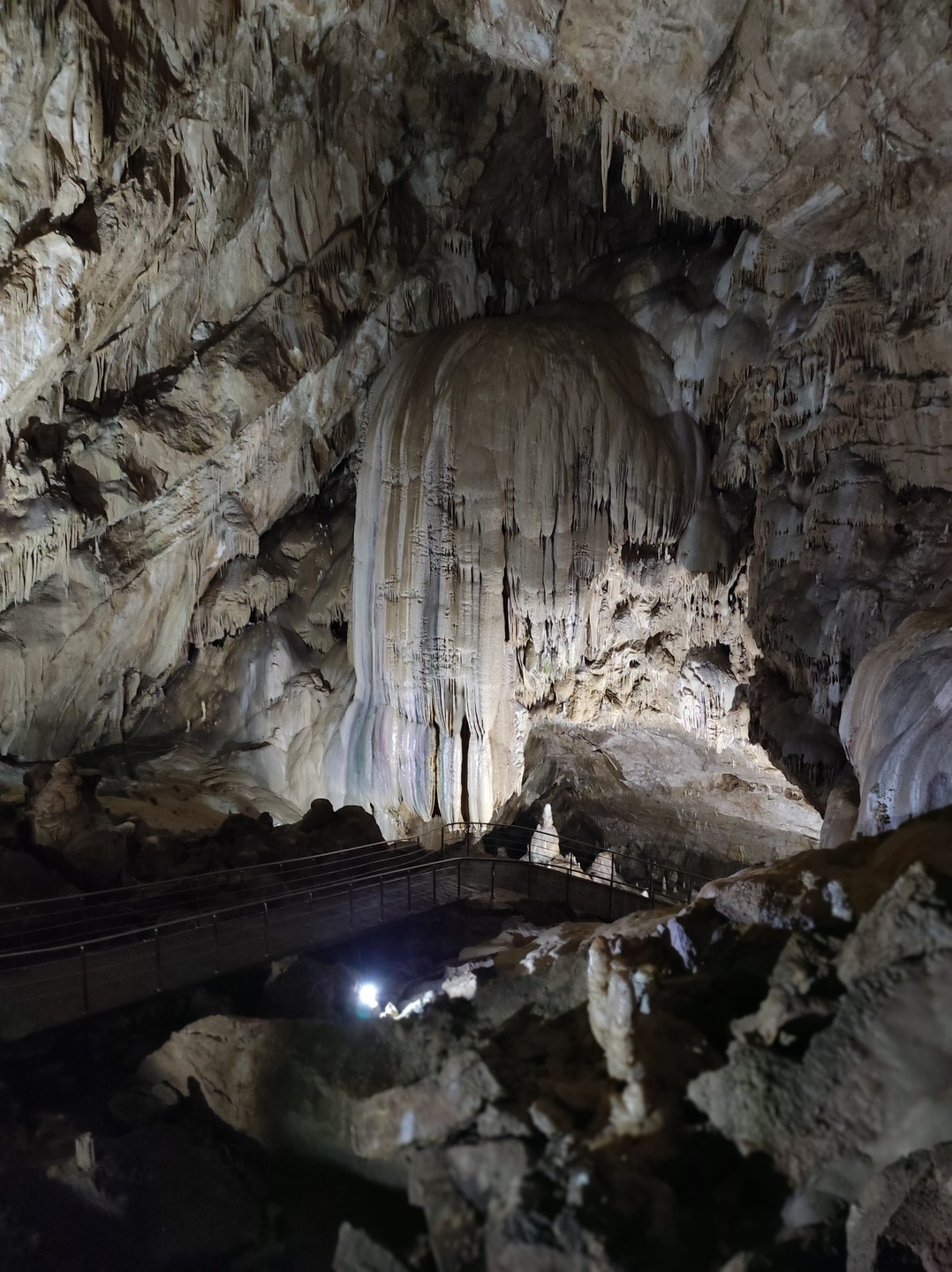 Отличная экскурсия, были учтены все наши пожелания и согласовано время встречи, как нам было удобно. Никуда