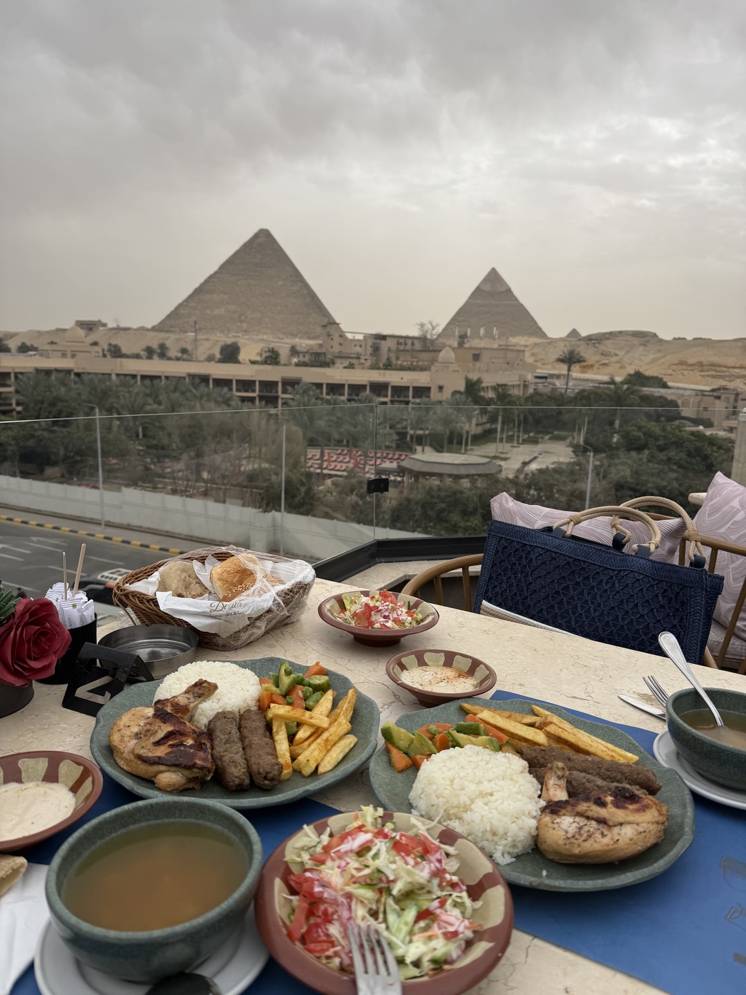 Остались очень довольны и содержанием экскурсии, и ее планированием и индивидуальным форматов без лишних задержек (других