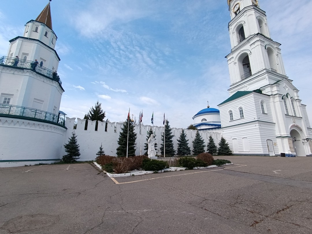 Культовые места Казани: Вселенский храм, Раифа и Свияжск (Ирина)