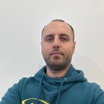Рустам - представитель команды гидов