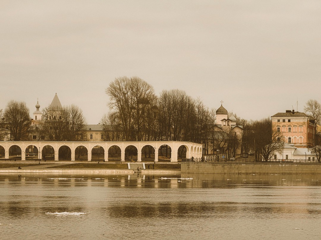 Кремлёвские прогулки со Сбыславом, Агафьей, Феофанией или Евфимией (Мария)