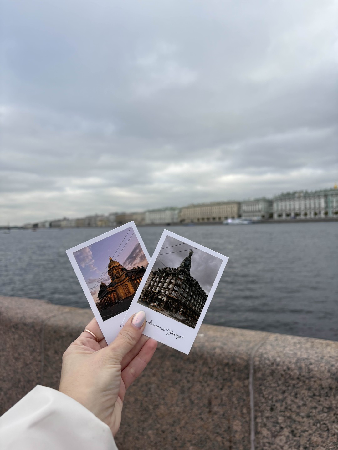 Экскурсия понравилась, Айтан приятный собеседник. Спокойно, грамотно, интересно доносит информацию. Посмотрели основные достопримечательности Питера, прокатились без
