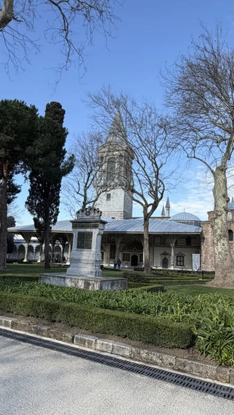 Могу смело рекомендовать данную экскурсию! гидом у нас был Рушен - отлично погрузил нас в историю