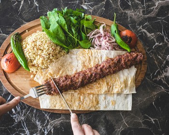 Скальная крепость и галерея камней, дегустация, обед в Конье, возвращение