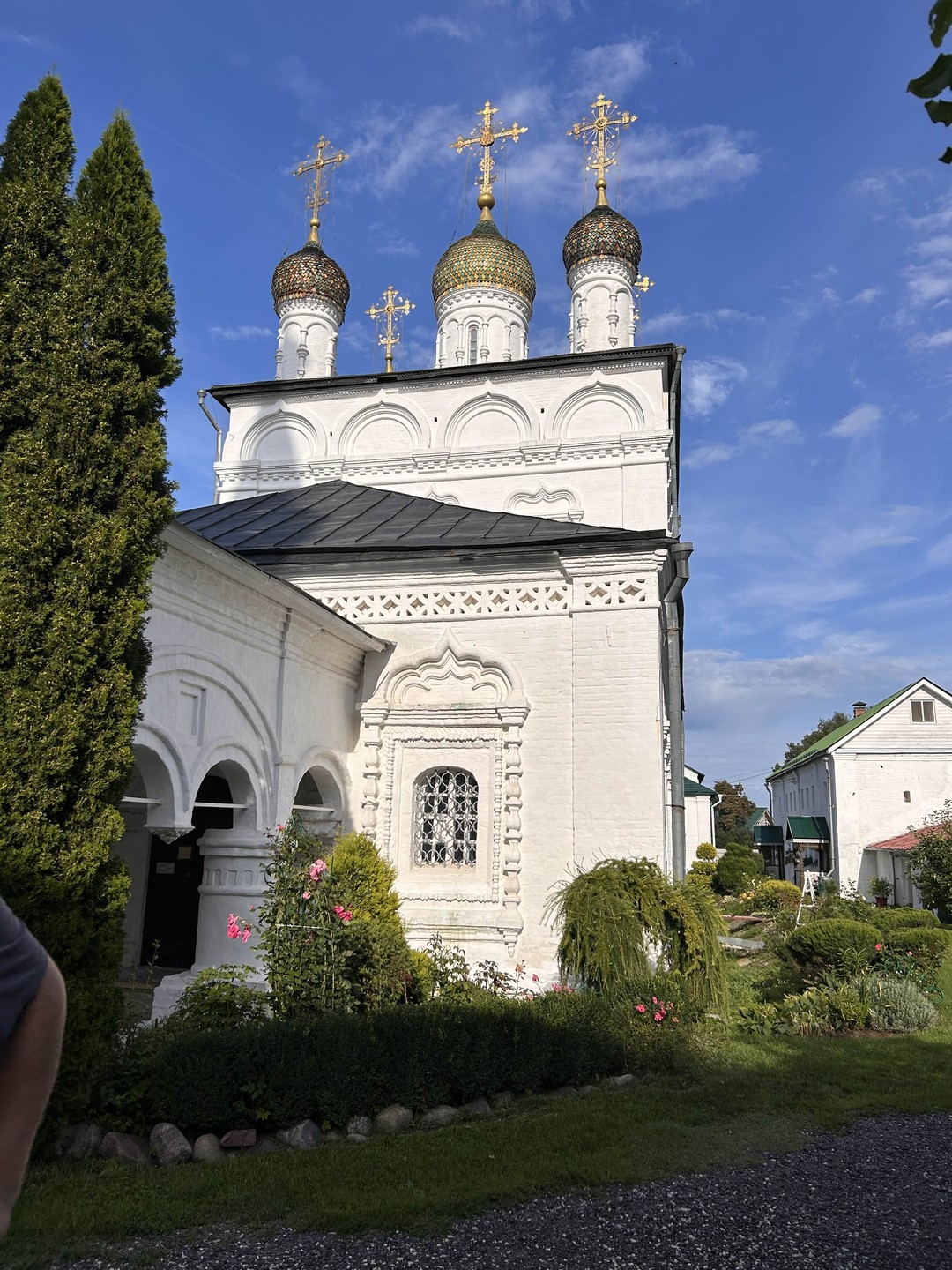 Замечательный экскурсовод, любящий и знающий историю своего города. Нам очень понравился и рассказ и места, которые