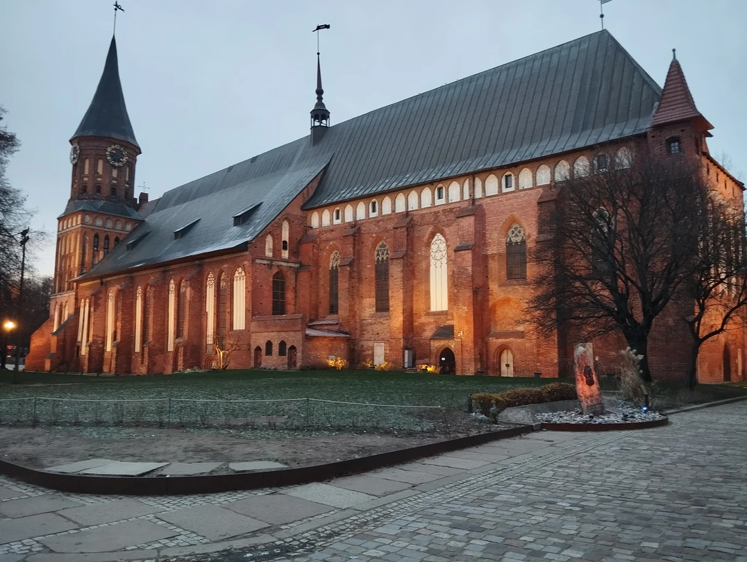 Очень хорошая экскурсия, для тех кто впервые посетил Калининград. Все основные достопримечательности освещаются экскурсоводом. После первой