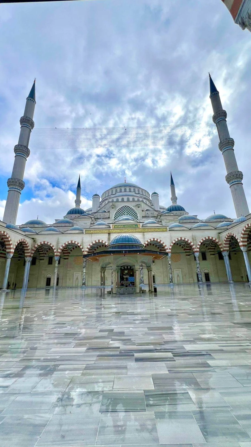 Было свободное время и нужно было скоротать его до следующего вылета. Данная экскурсия отлично подходит👍