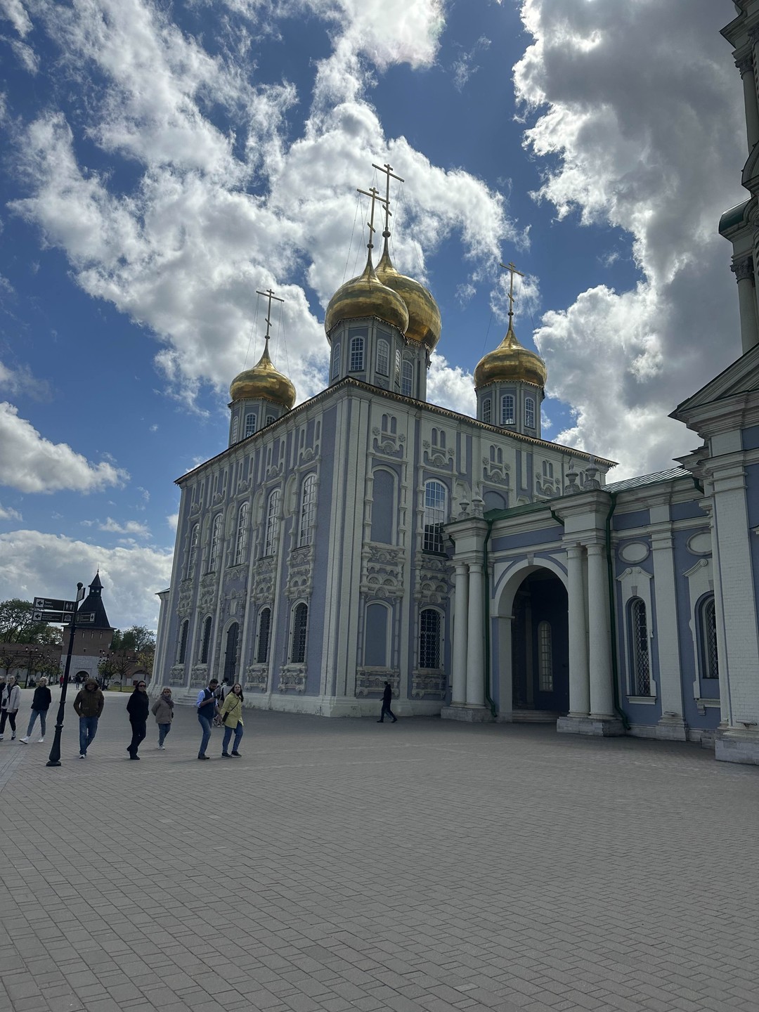 Юлия замечательный гид! Организовала очень познавательная экскурсия! Дети 8 и 10 лет были увлечены, и взрослые тоже)) Рекомендуем!