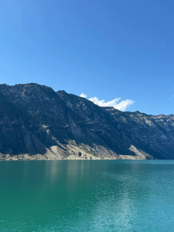 К плато Хунзах, водопадам Матлас и ущелью «Каменная чаша» - из Дербента