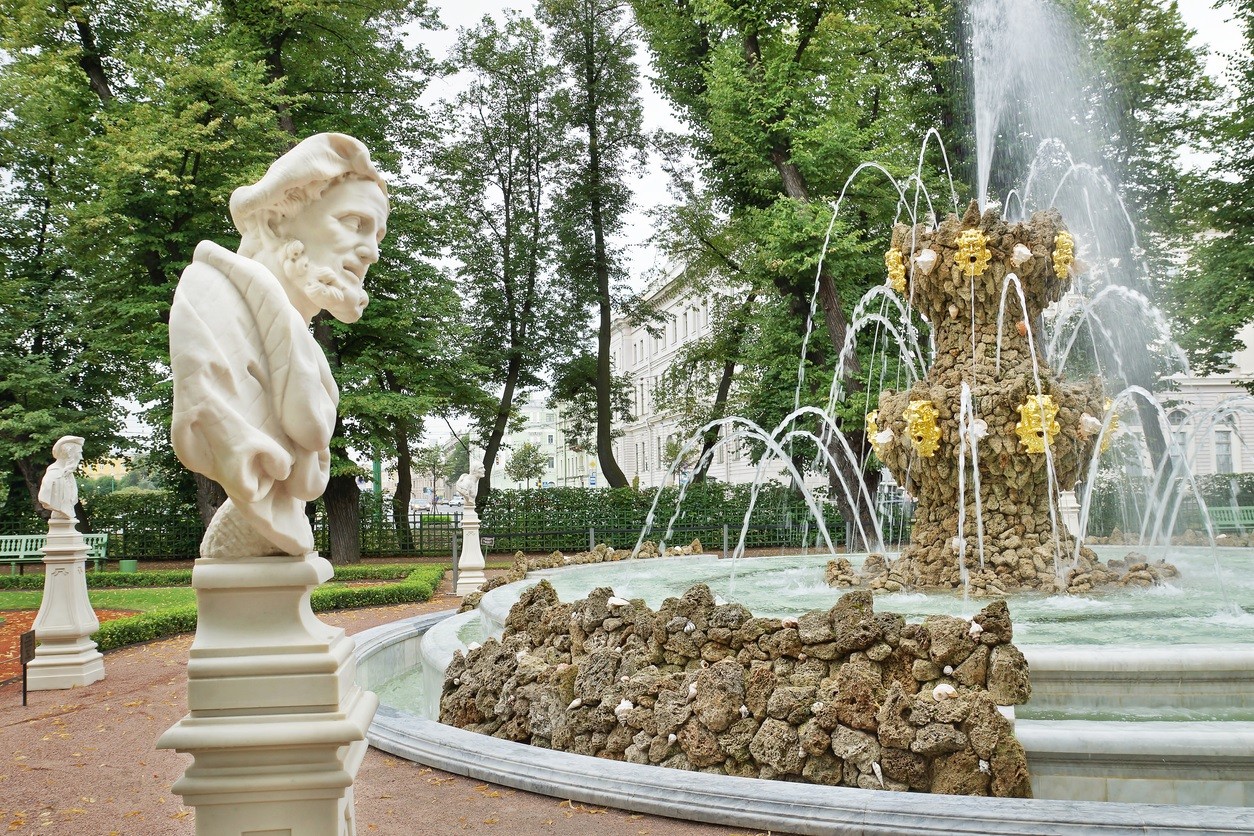 История и секреты петербуржских садов