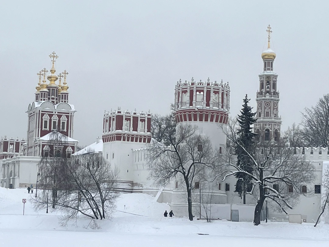 Нам повезло с экскурсоводом, которая создала теплую и уютную атмосферу во время поездки! Маршрут,понятно,был не уникальным