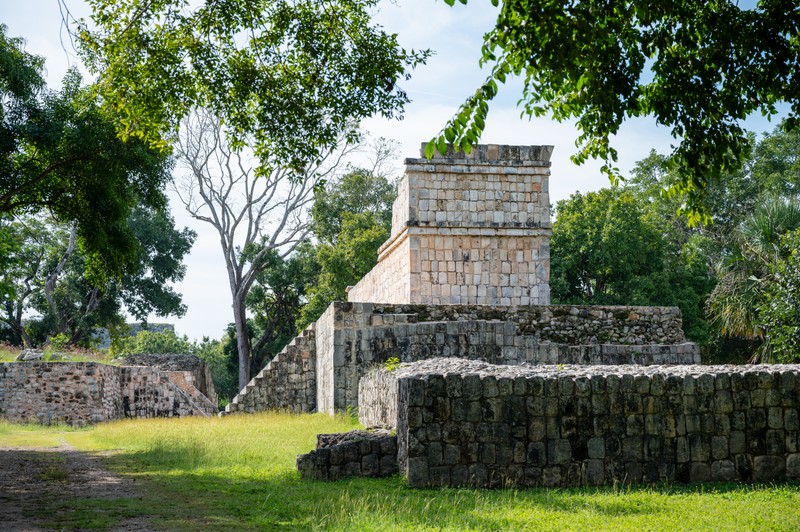 Чичен-Ица, сенот и Вальядолид