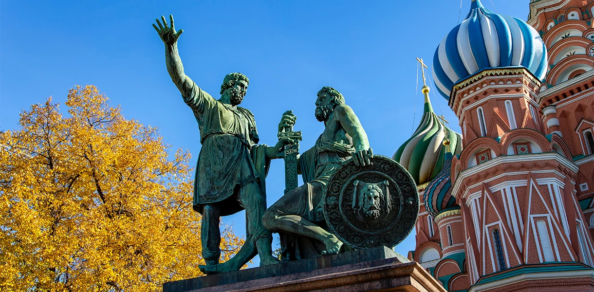 Памятник Минину и Пожарскому на Красной площади