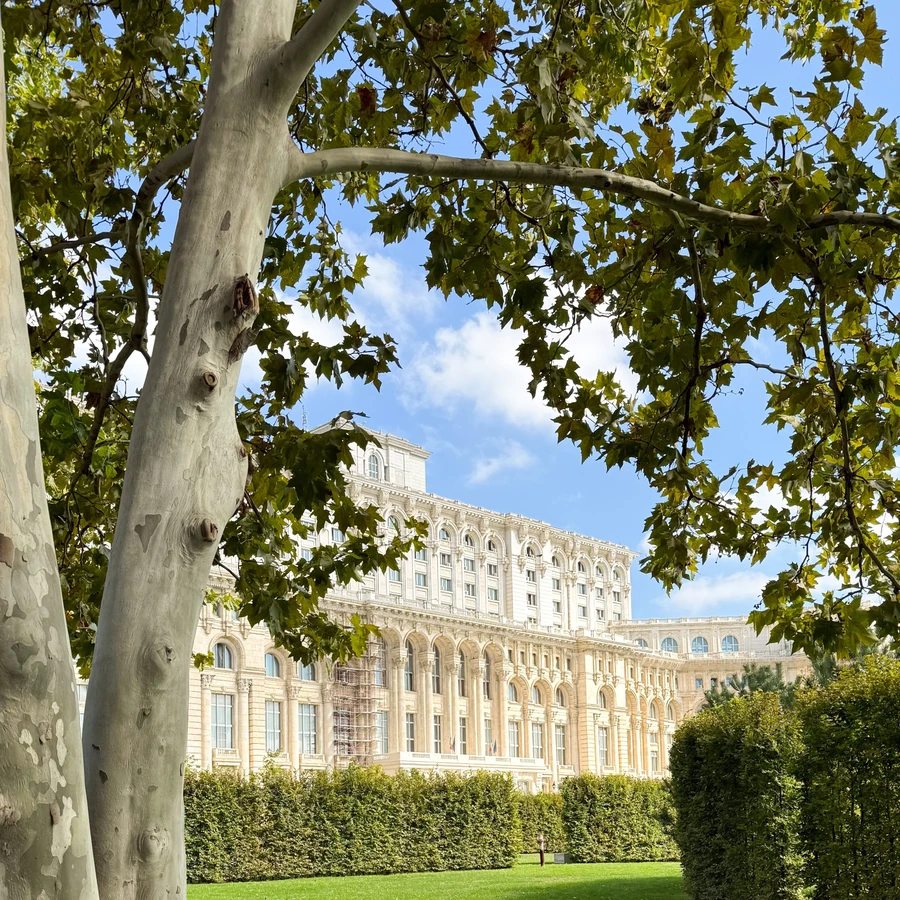 Бухарест: прогулка сквозь время