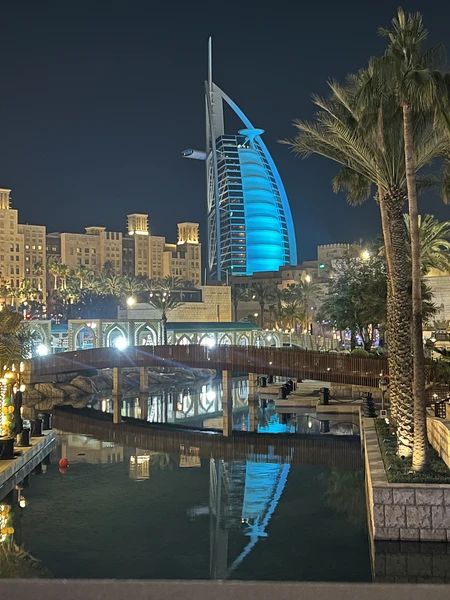 «Хочу оставить отзыв об экскурсии, которая превзошла все ожидания. Дубай, безусловно, город контрастов и красоты, но