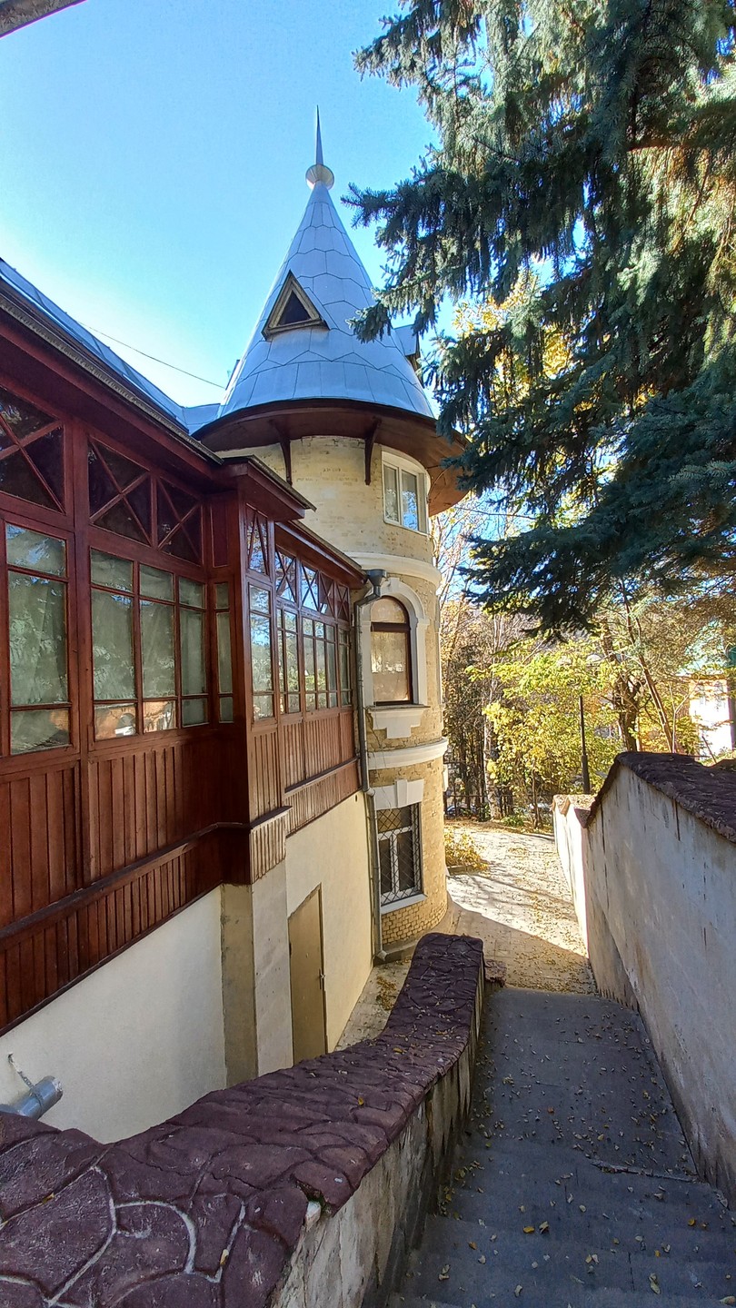 Великолепная экскурсия! Надежда - настоящий профессионал, увлечённый своим делом