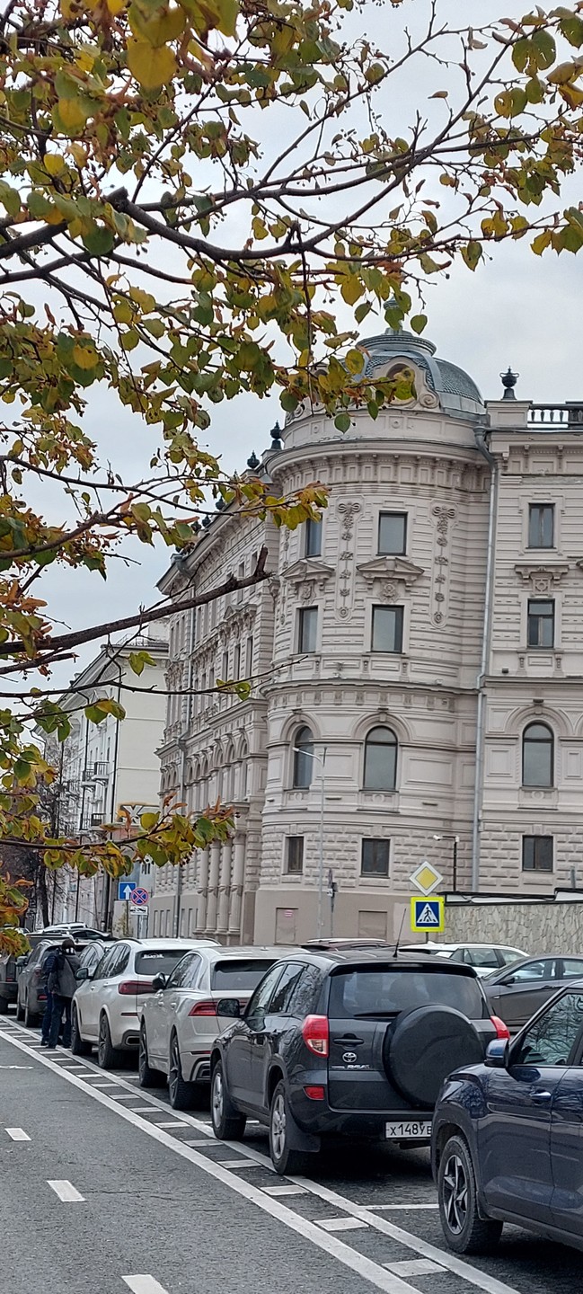 На экскурсии я была одна, но Елена все равно провела для меня одной полноценную экскурсию. И хоть день был морозный, это не помешало прогулке