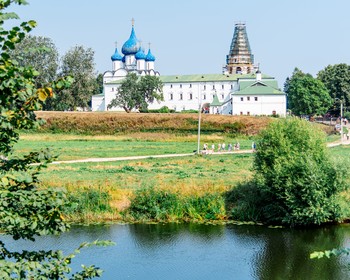 Суздаль, Гаврилов Посад и Юрьев-Польский: панорамы, традиции и тосты по-гусарски