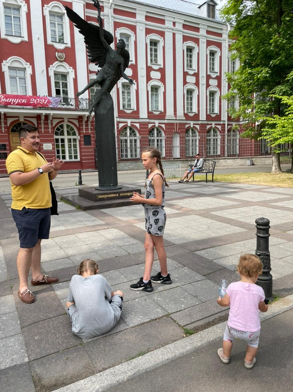 Фото Васильевский остров для детей и их родителей