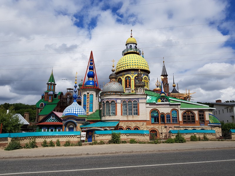 Вселенский храм - место встречи всех религий