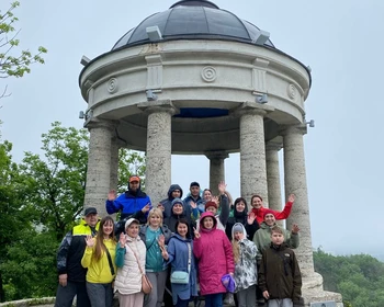 Экскурсия по Пятигорску, чаепитие и забавы в казачьем подворье