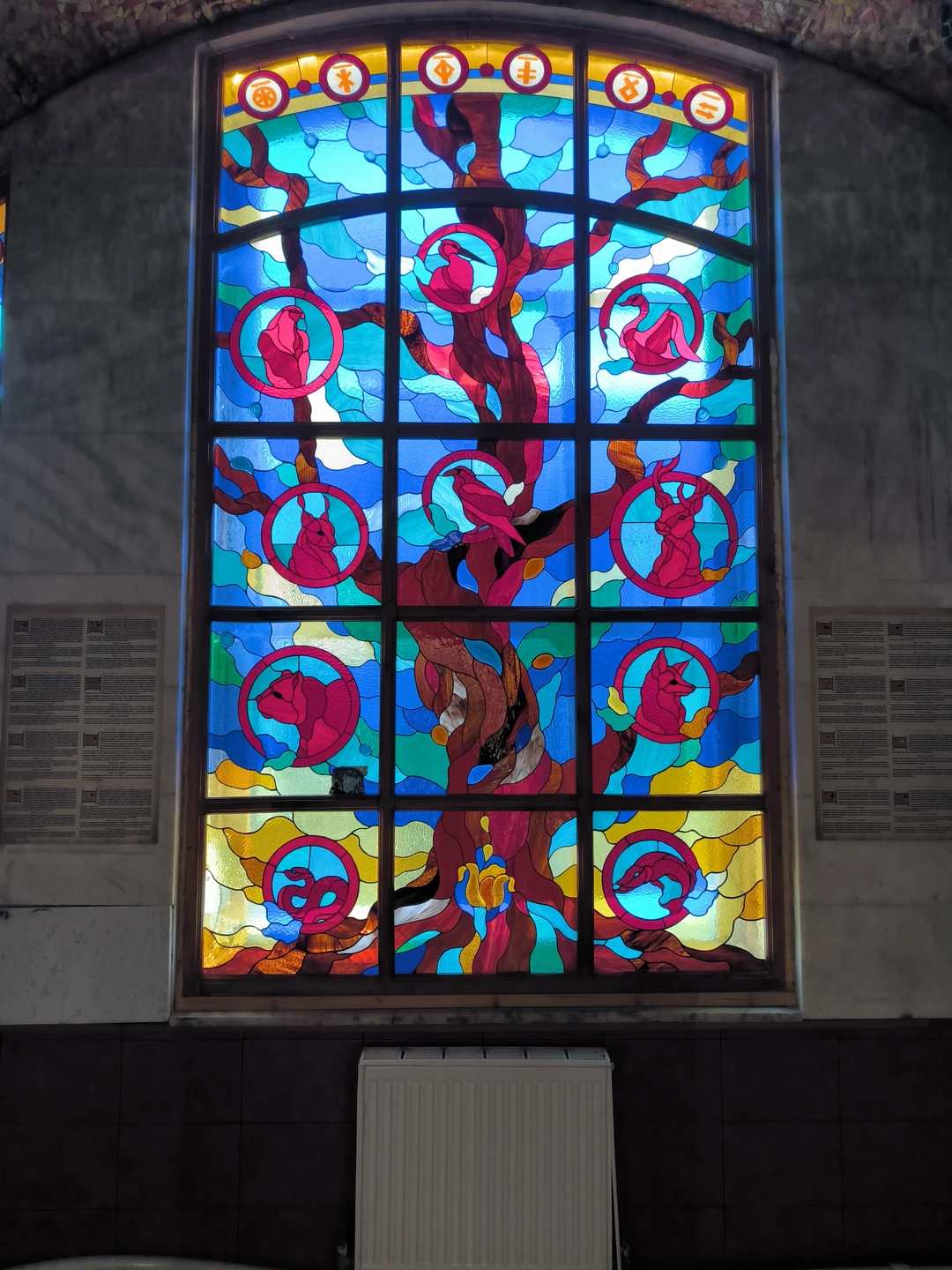 Руфат грамотно и уверенно с иронической нотой открыл все символы Казани. Путешествие было в будний день