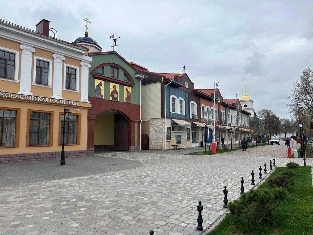 Старый Изборск и Печорский монастырь: из Пскова в небольшой группе (Наида)