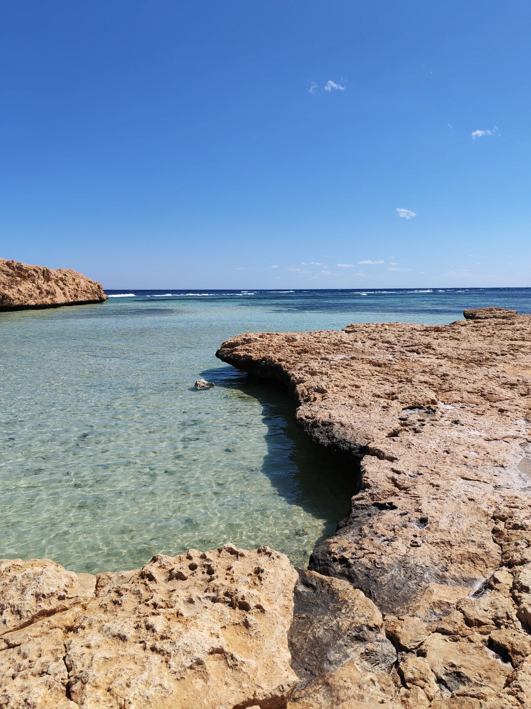 Нам очень понравилось отдыхать с Мустафой - весь день чувствовали себя, окружённые заботой и вниманием. Это