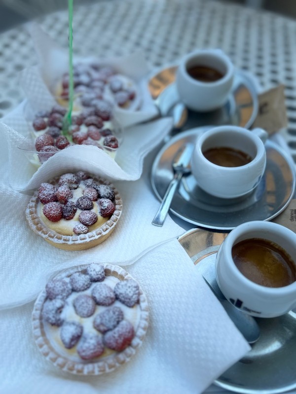 Из Рима - в Кастель-Гандольфо и Неми