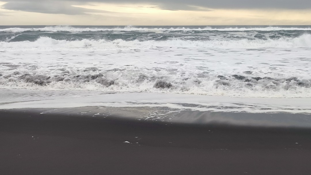 Очень рекомендуем данный маршрут и гида-проводника! Интересные рассказы, хорошее знание местности. Забота о туристах. Мы под