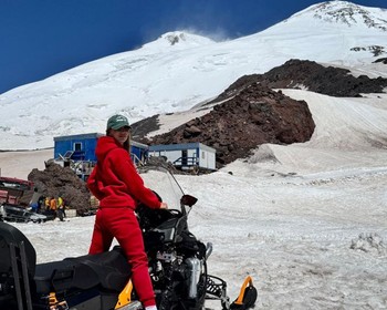 Баксанское ущелье, Эльбрус, Поляна нарзанов