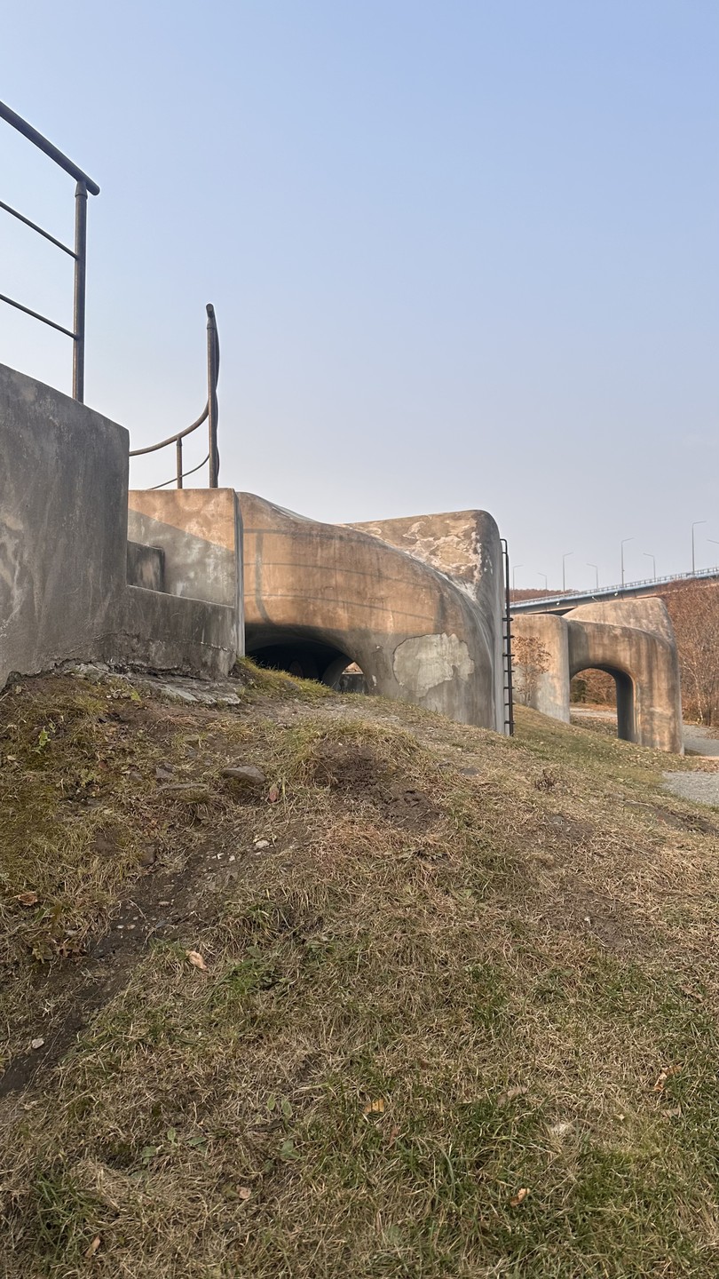 Прошло все отлично, гид старался, чувствовалось, что владение исторической частью добросовестно учил) Интересные истории о местности