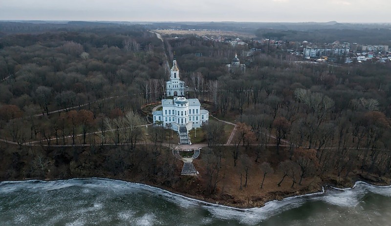 Из Тулы - в Богородицкий дворец-музей и на экоферму