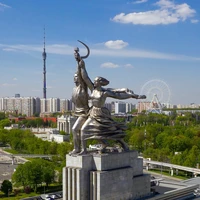 Самые известные памятники Москвы