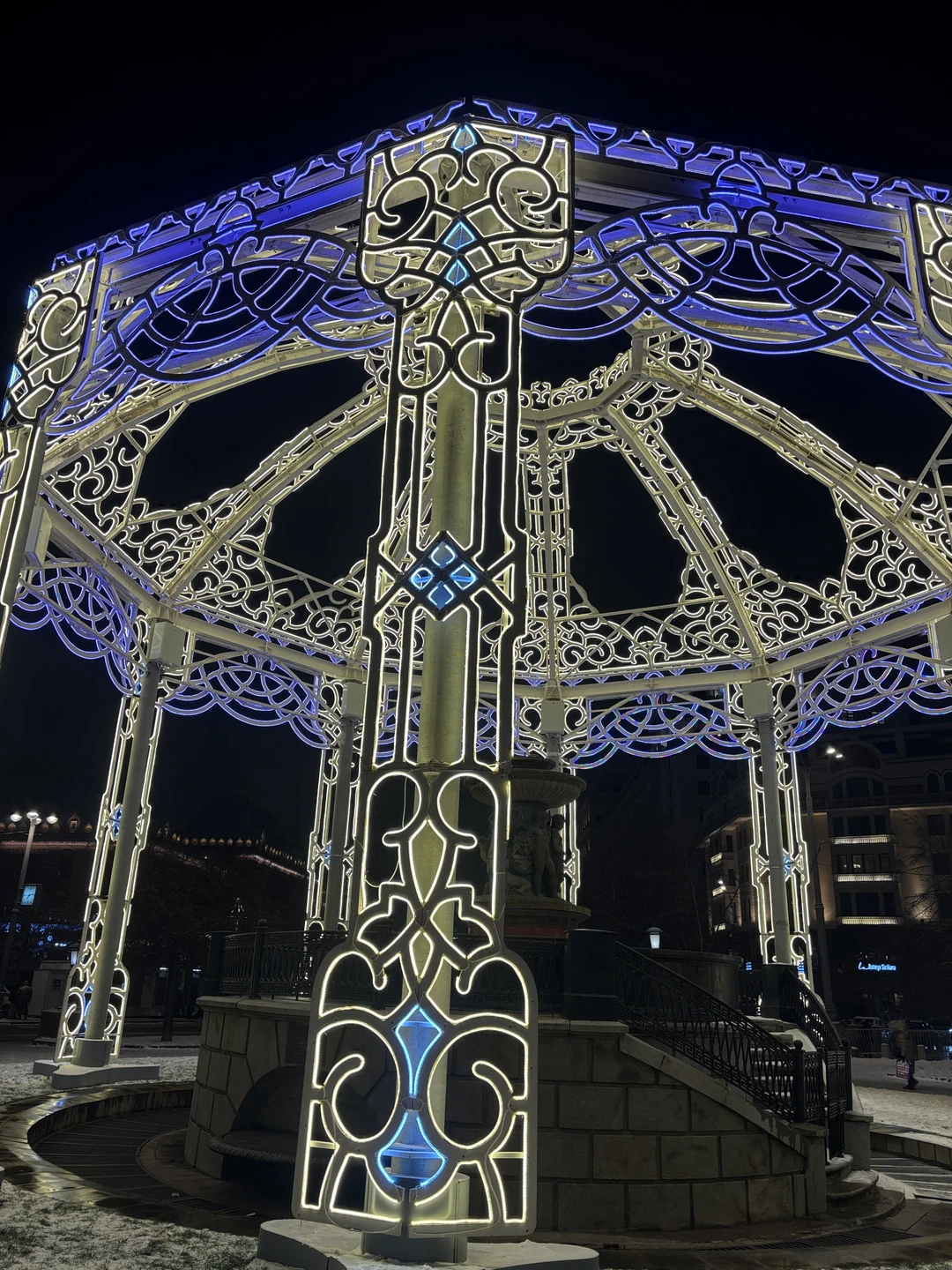 Новый год в Москве от Петра до наших дней: история праздничного освещения (Оксана)