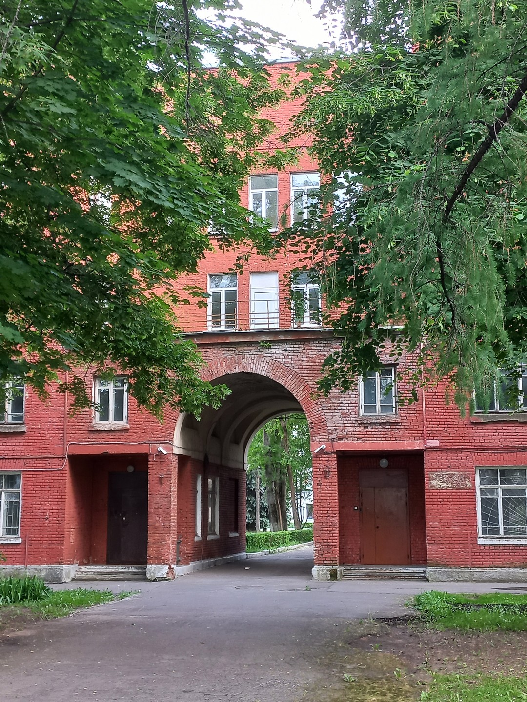 Мы очарованы Тимирязевской академией, Валерием и вообще атмосферой всего, что происходило. Это как кристалл, застывший во
