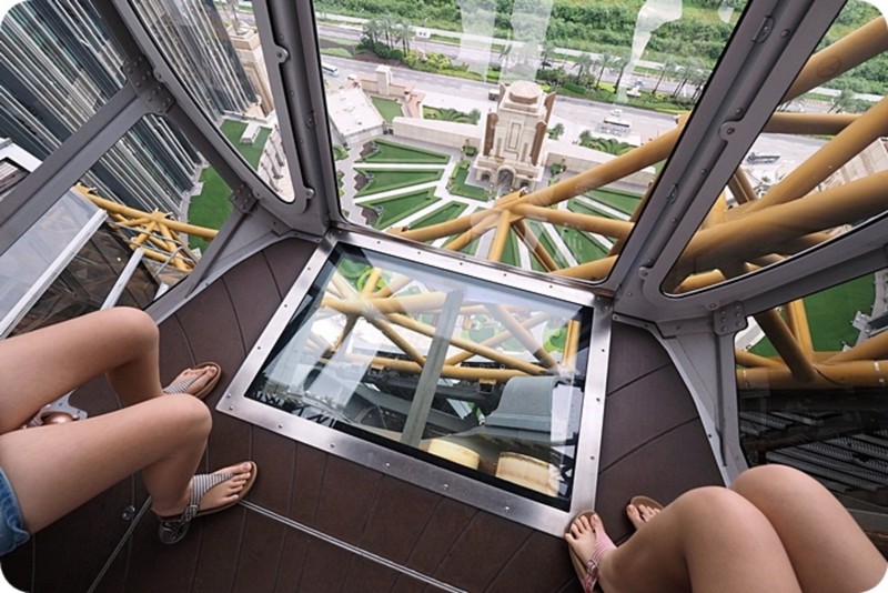 Билет на колесо обозрения Golden Reel в здании Studio City Макао