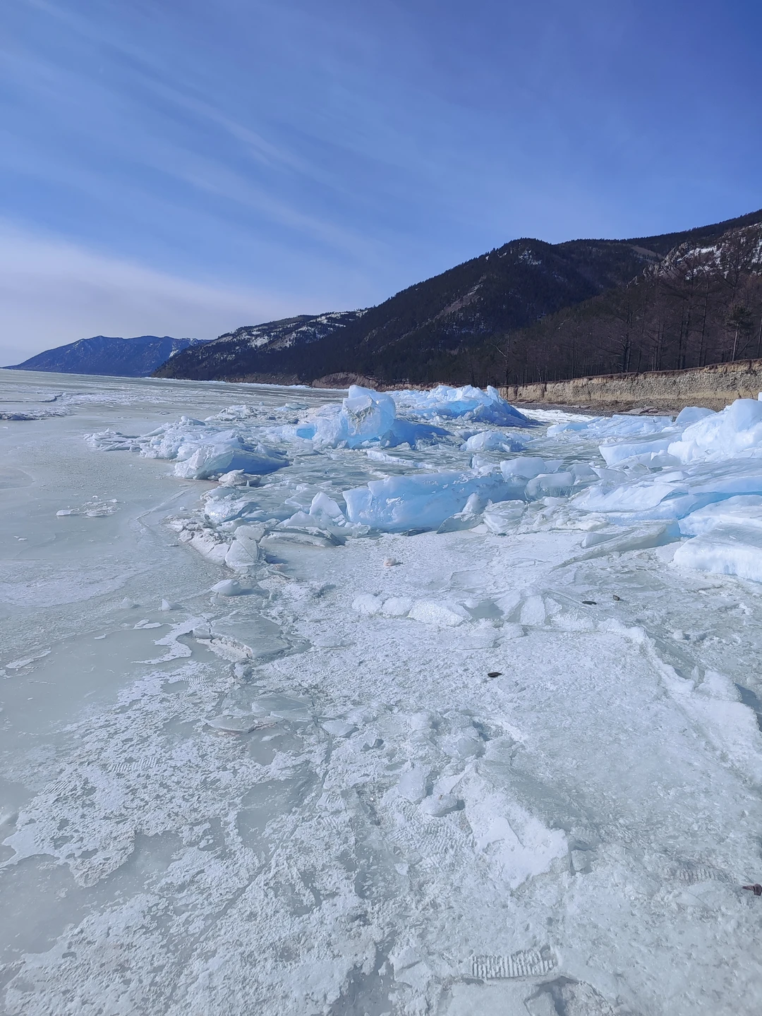 Спасибо большое,Дмитрию за поездку. Экскурсия содержательная и интересная. Были показаны красивые места, так как первый раз