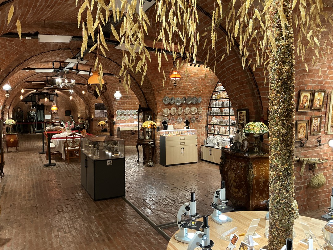 Экскурсия по содержанию полностью соответствует описанию - посетили все точки маршрута, только вот на замок хотелось