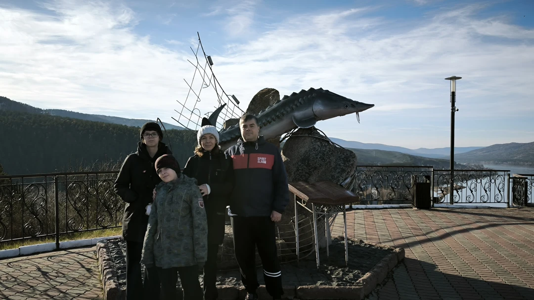 Экскурсия прошла отлично. Игорю огромное спасибо. Все было супер. Посетили все основные достопримечательности Красноярска. Нам очень