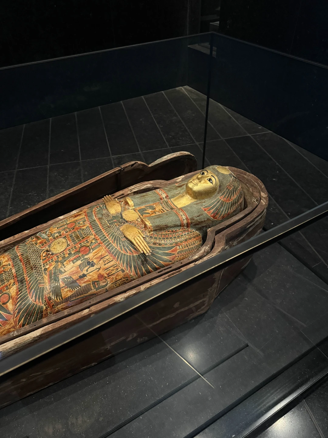 Экскурсия по Абу-Даби с Азизом оставила невероятные впечатления! На протяжении всего дня Азиз подробно рассказывал об