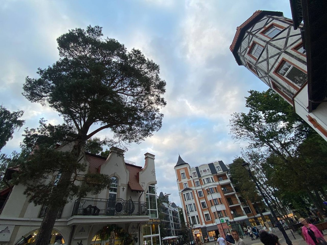 Недавно вернулась из поездки, Калининград осенью прекрасен! Не ожидала, что настолько понравится, гид Сергей сразил профессионализмом