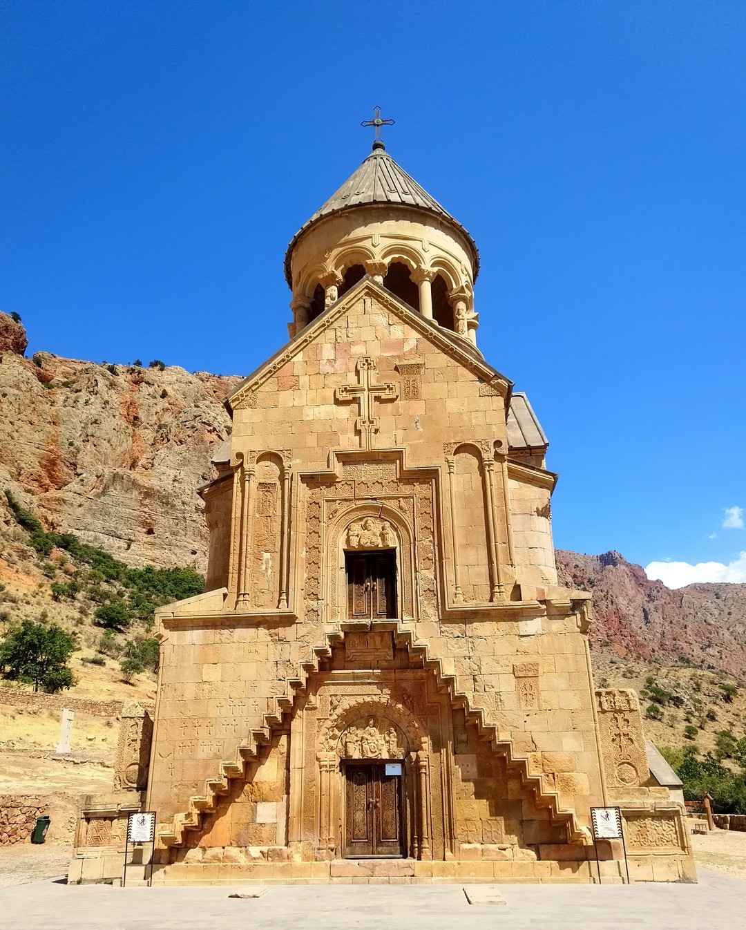 Арарат, Арени и Нораванк - дороги, пропитанные солнцем (Евгения)