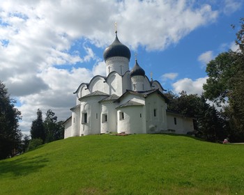 Псков: кремль, древние храмы, купеческие палаты, Мирожский монастырь, памятник Александру Невскому