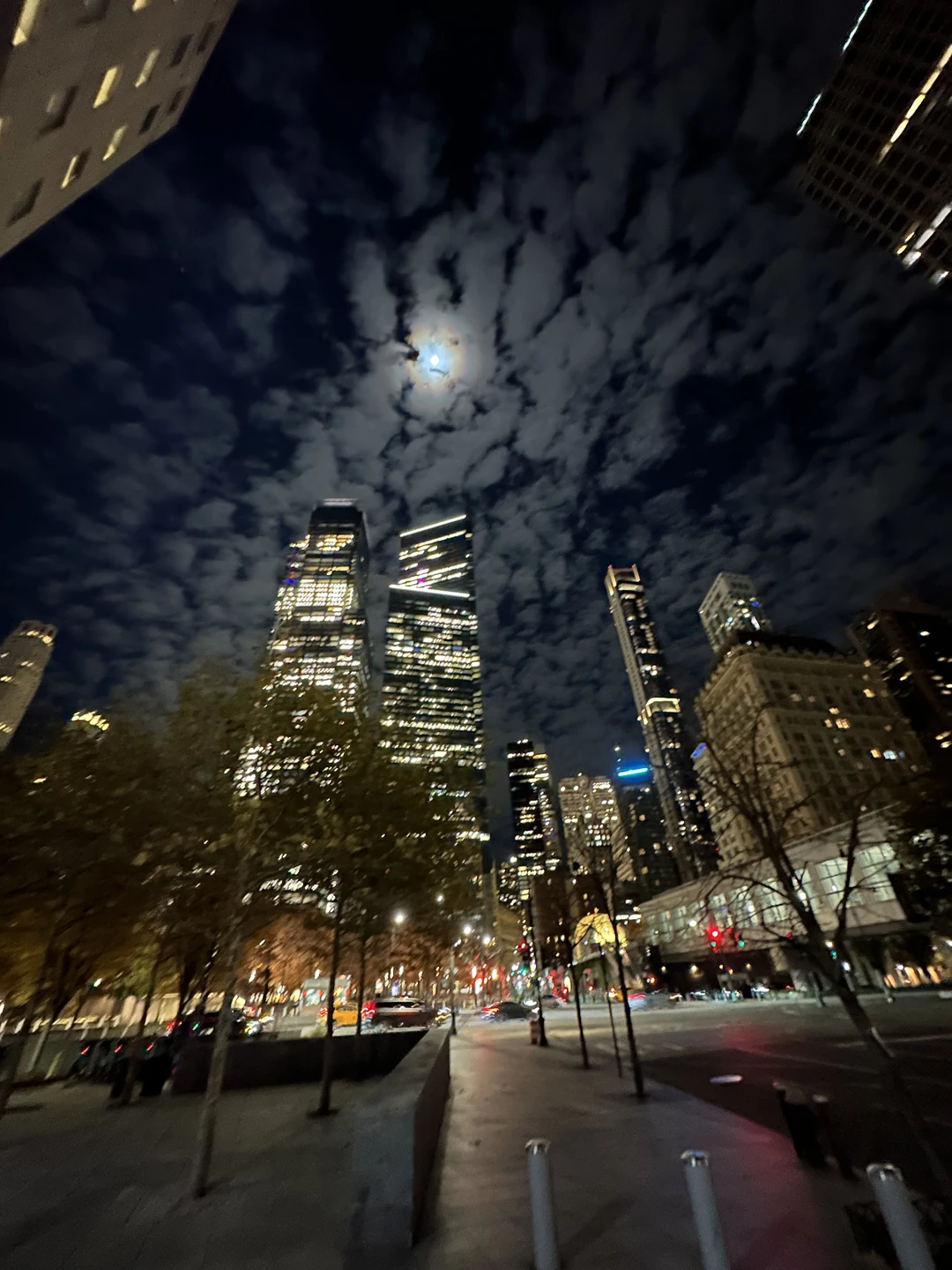 Хочу выразить огромную благодарность Алёне за потрясающую пятичасовую экскурсию по Манхэттену! Было невероятно интересно, легко и