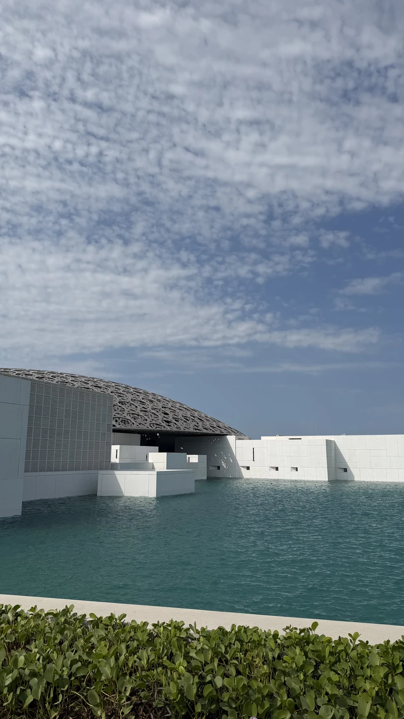 Шикарная экскурсия😍 получилась индивидуальной, что супер. Посмотрели именно то, что хотели и были везде именно столько