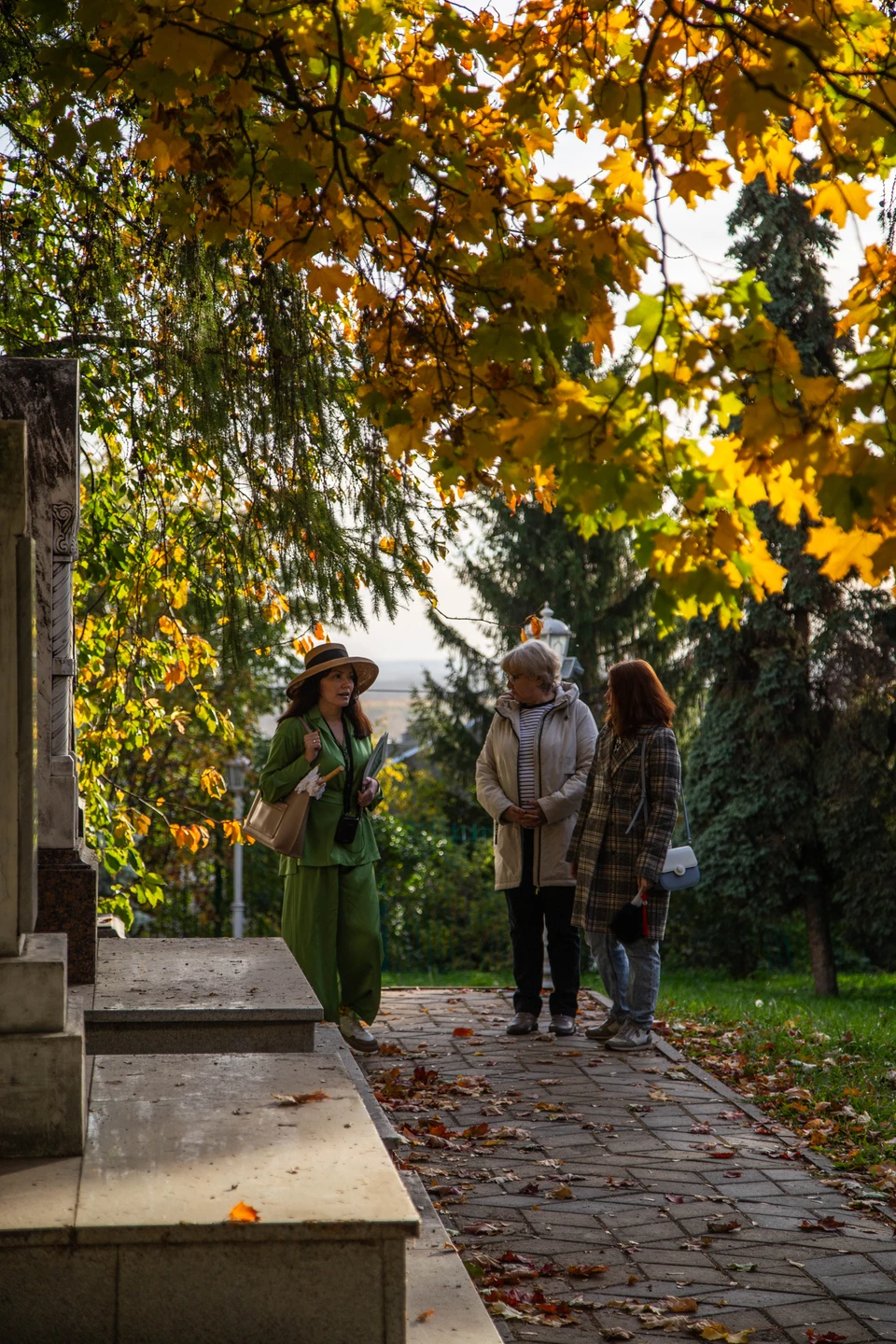Экскурсия очень понравилась. За два часа не устали, прогулка в нашем темпе, наполненная информацией. Рекомендую.