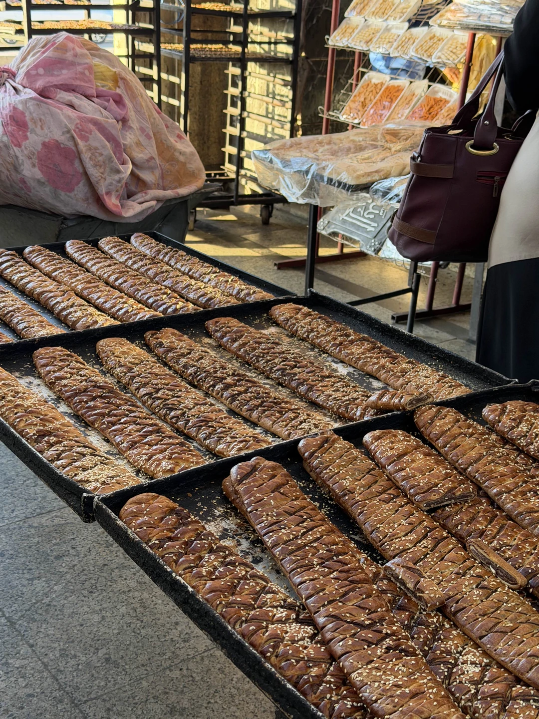 Шикарная экскурсия и прекрасная Екатерина! Много чего рассказала, очень увлечена своей работой и это чувствуется. Ездили